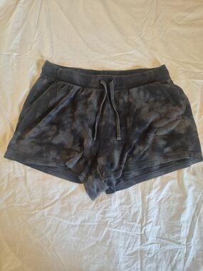 Women’s Plush Drawstring Lounge Shorts - Charcoal